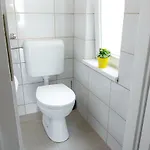 Harrison * Budapeste