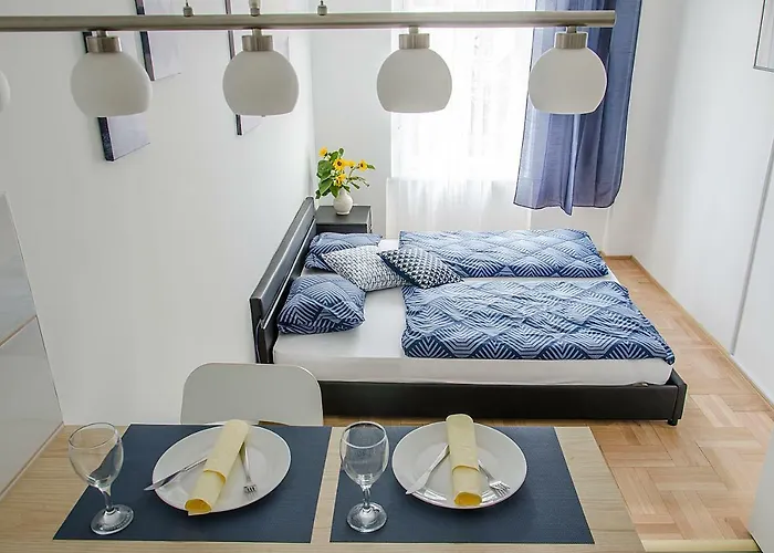 Harrison Apartament *